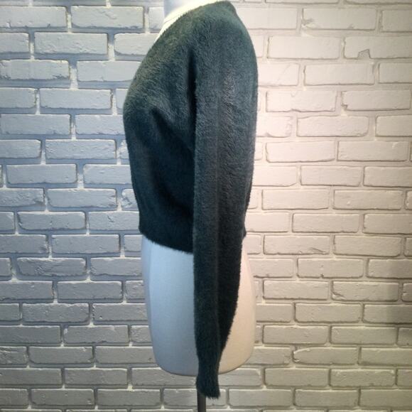 Chelsea And Violet Cropped Green Eyelash Sweater Soft Size Medium - Picture 3 of 5